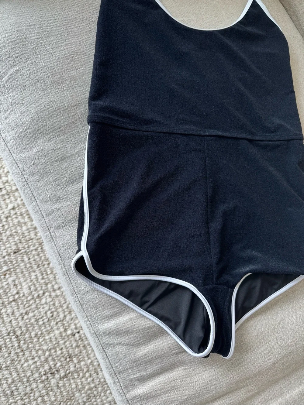 GNASH Towelling One Piece Swimsuit Black Halter Contrast Trim Boyshort L NWT - Picture 5 of 8